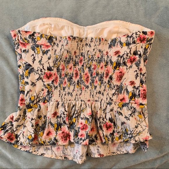 Kimchi Blue Strapless Top - Picture 10 of 12